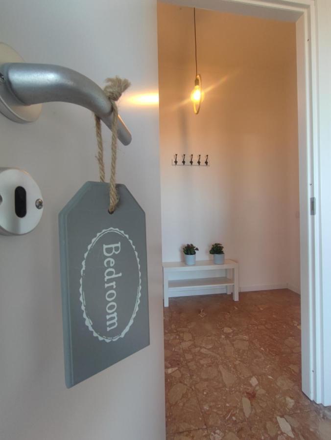 Appartamento La Casa Sui Tetti Aeroporto di Catania Fontana Rossa Esterno foto